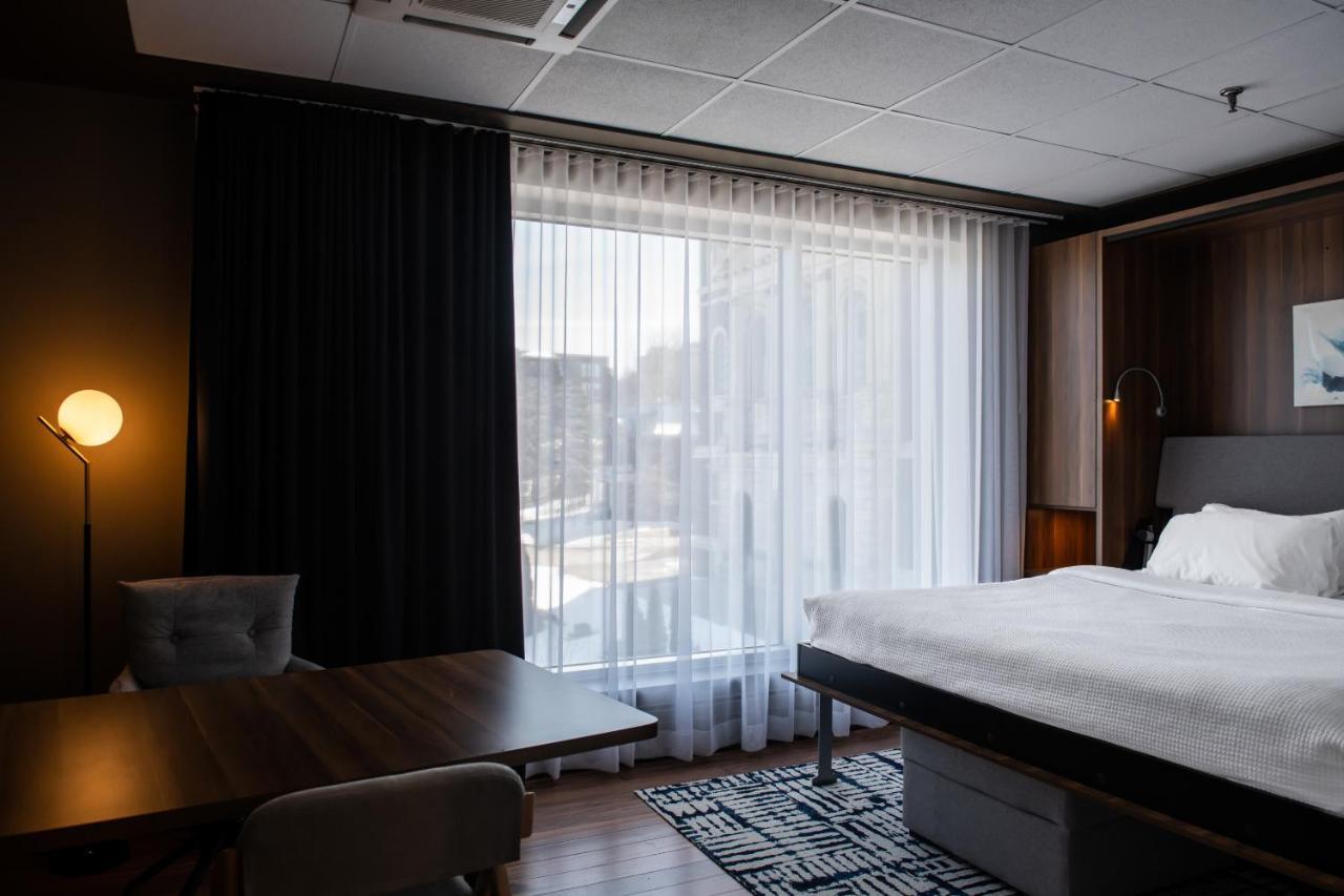 Hotel Chicoutimi, Affilie A Hyvi Eksteriør bilde