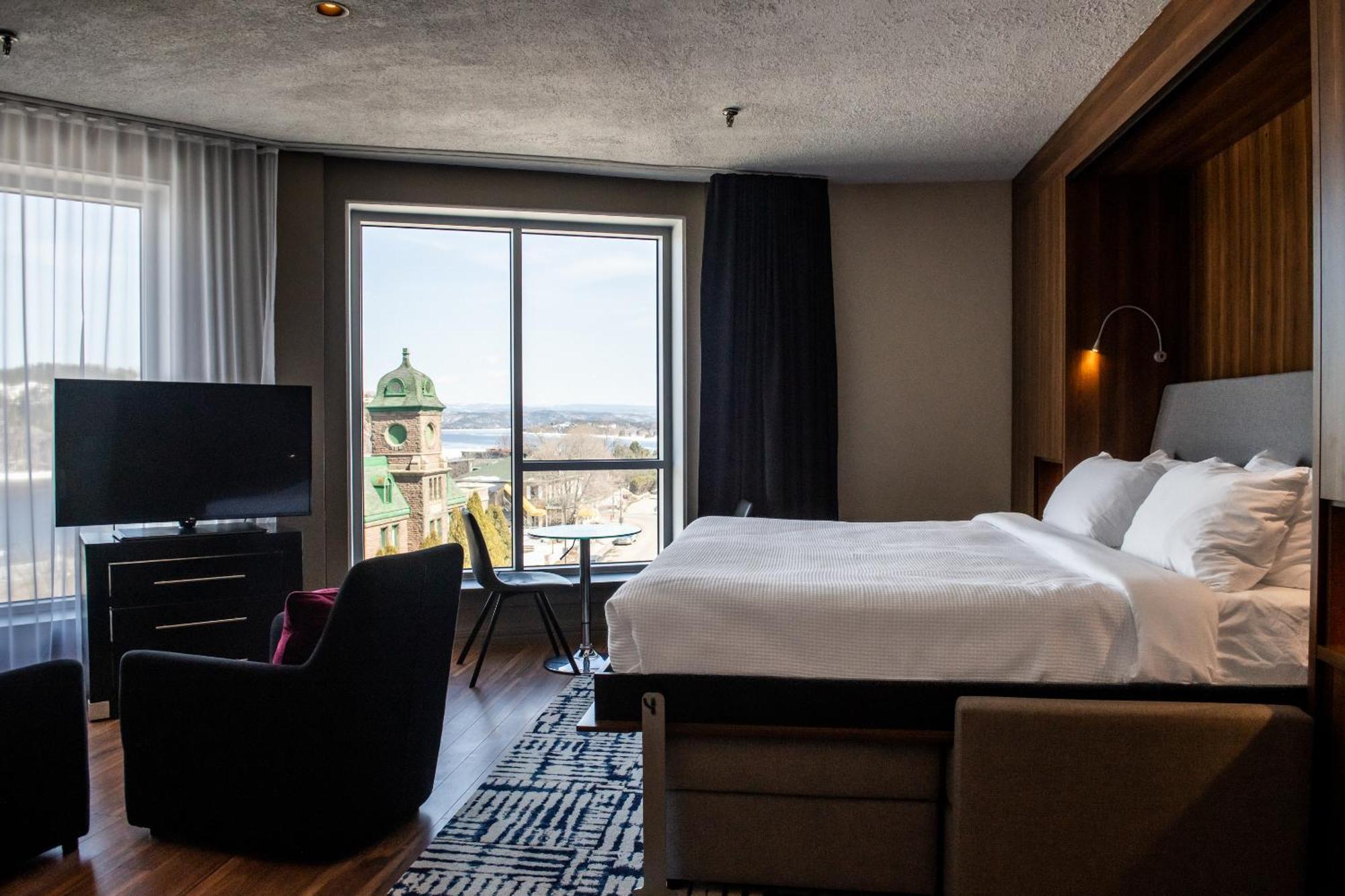 Hotel Chicoutimi, Affilie A Hyvi Eksteriør bilde